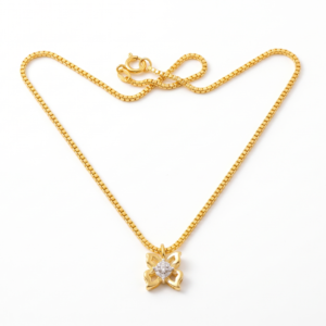 Detailed view of the secure clasp and durable link design on the 18K gold 16 inch chain from Rajyan Jewellers